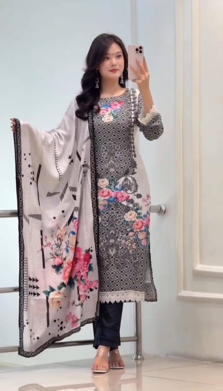 642833451_122170974710876069_6103015274682427206_n-1.jpg ইন্দো কটন ফেব্রিকসে থ্রি-পিস - Image 1
