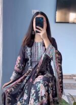 Digital Printed Three Piece <br> স্টাইলিশ ডিজাইন এখন সাশ্রয়ী দামে!  <br>আজই অর্ডার করুন, স্টক সীমিত! - Image 3